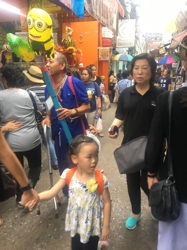 juanitos travels wang lang markets bangkok