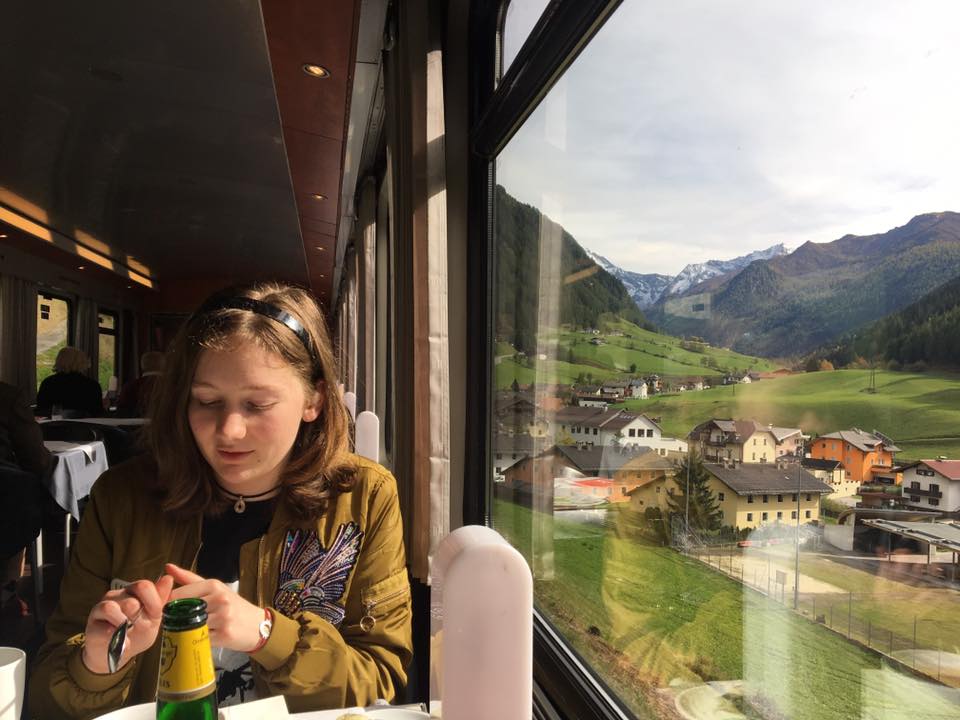 train from Munich to Venice