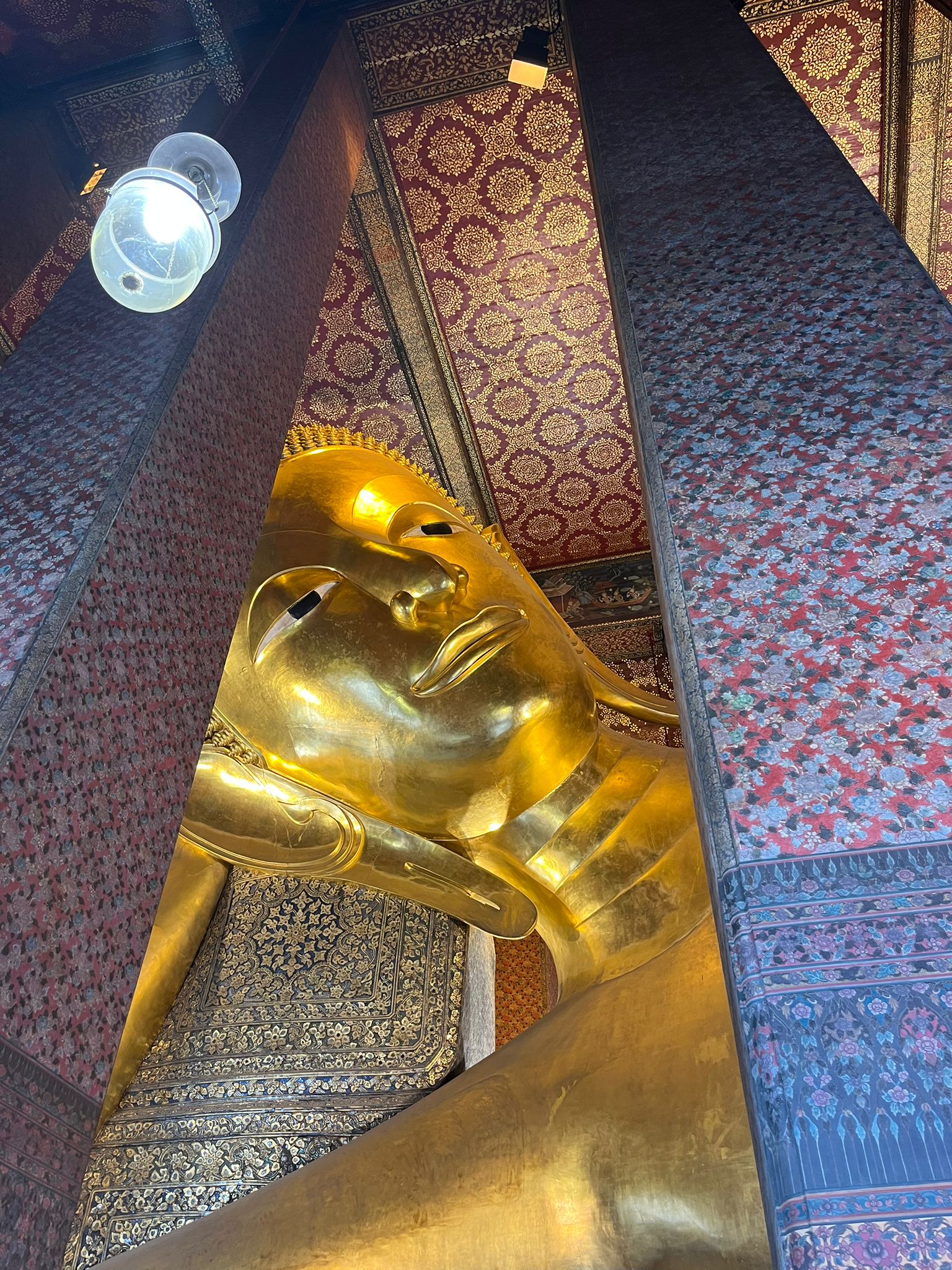 reclining buddha wat pho, Bangkok